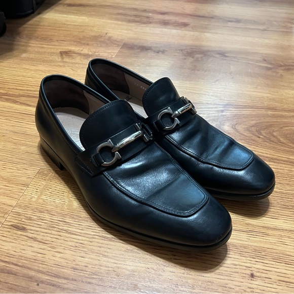 Size 8 - Salvatore Ferragamo Dress Shoes WORN ONCE!! - Picture 1 of 5